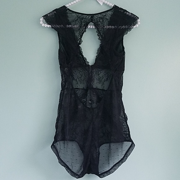 Leila Lynn Black Lace Lingerie Bodysuit M - Picture 3 of 7
